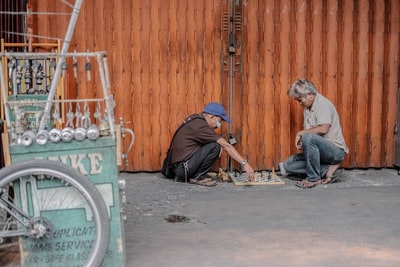 两个人下棋